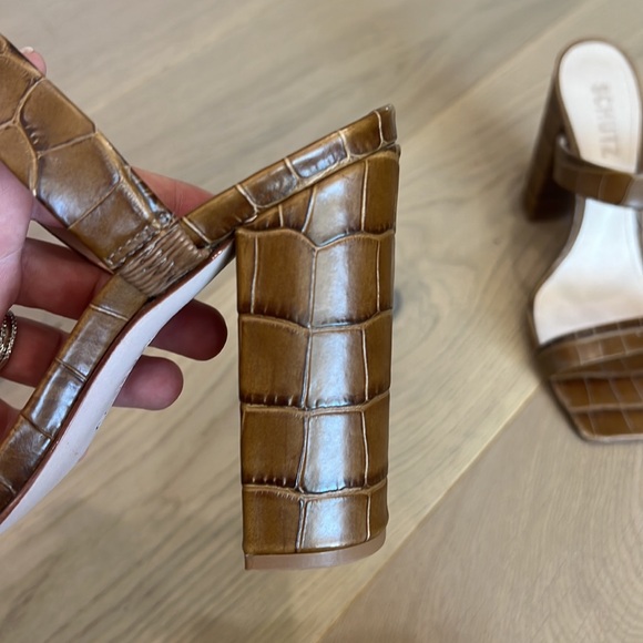 Schutz heels